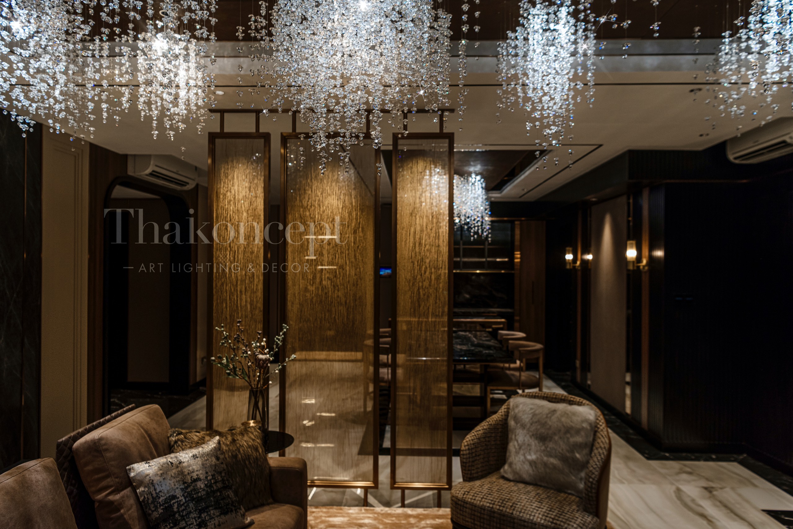 KINH NGHIỆM CHỌN ĐÈN CHÙM ĐẸP CHO PHÒNG KHÁCH CHUẨN KHÔNG GIAN